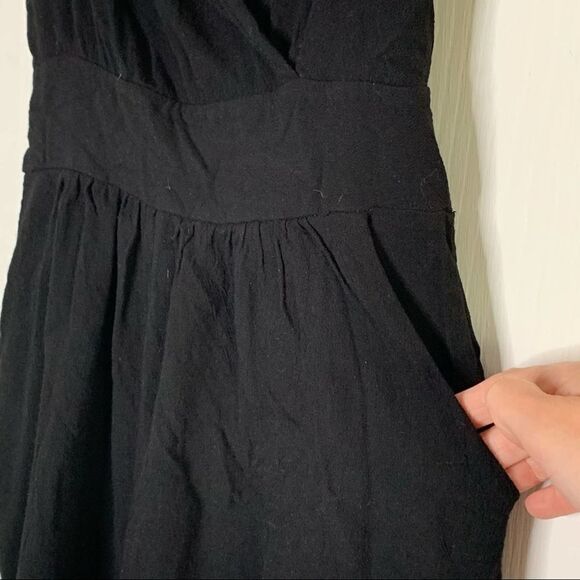 Black Open Back Lace Crochet Trim Romper - Picture 5 of 9